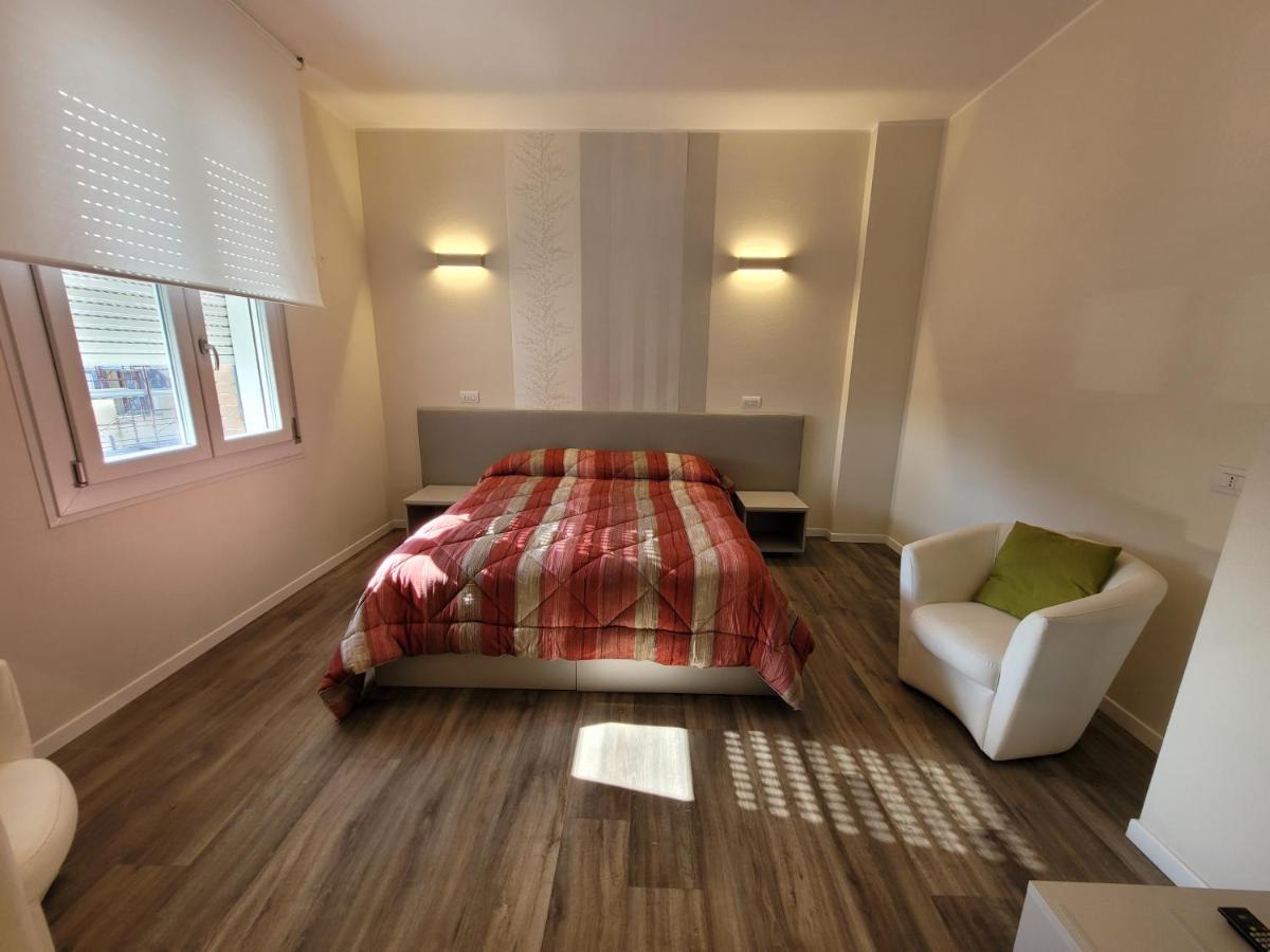 Stop&Go Suites And Apartments Maranello Bagian luar foto