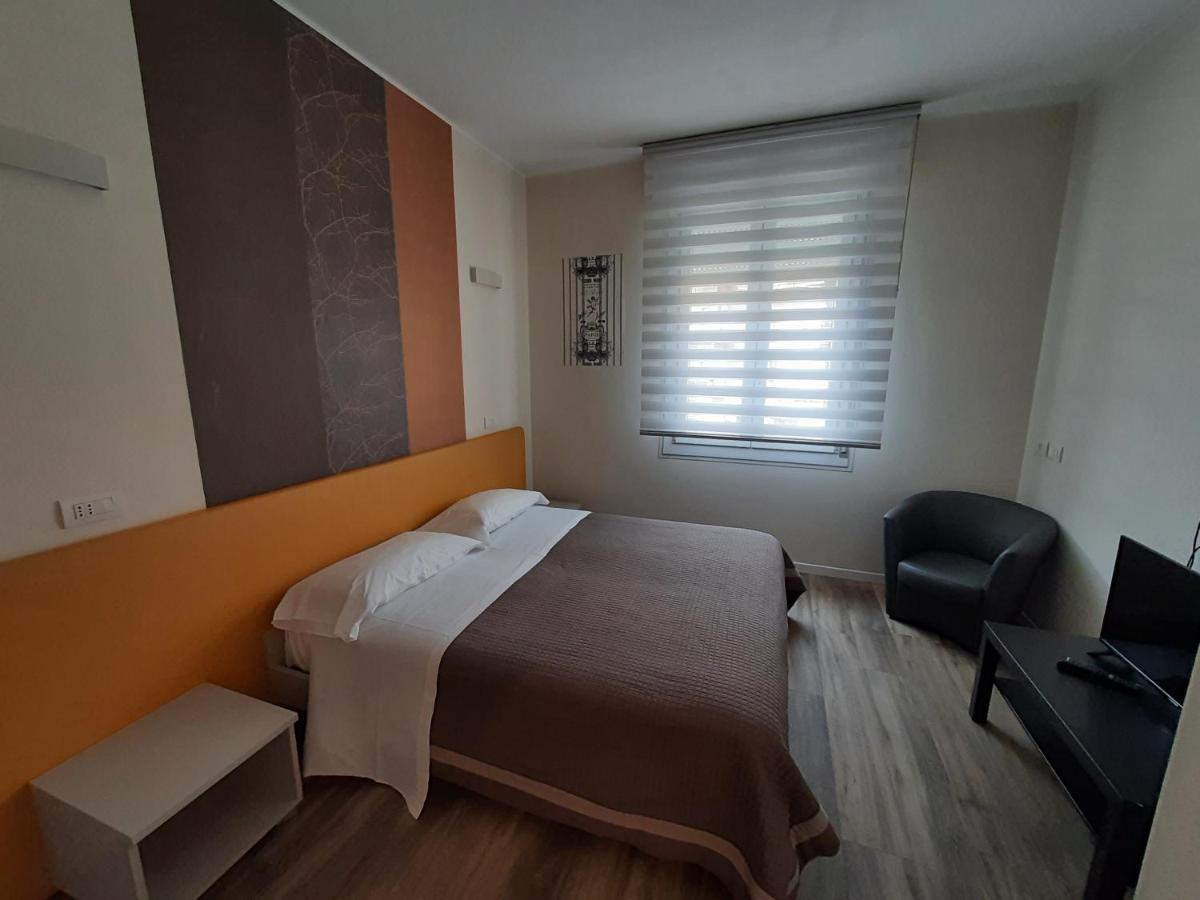 Stop&Go Suites And Apartments Maranello Bagian luar foto